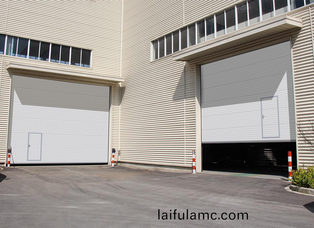 1660628377432233.jpg 工業(ye)滑陞(sheng)門1.jpg